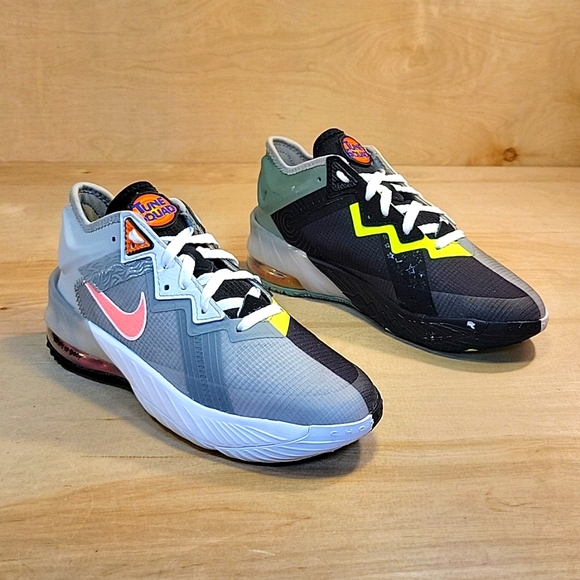 Nike Lebron 18 x Space Jam Bugs vs Marvin Shoes - Picture 2 of 10